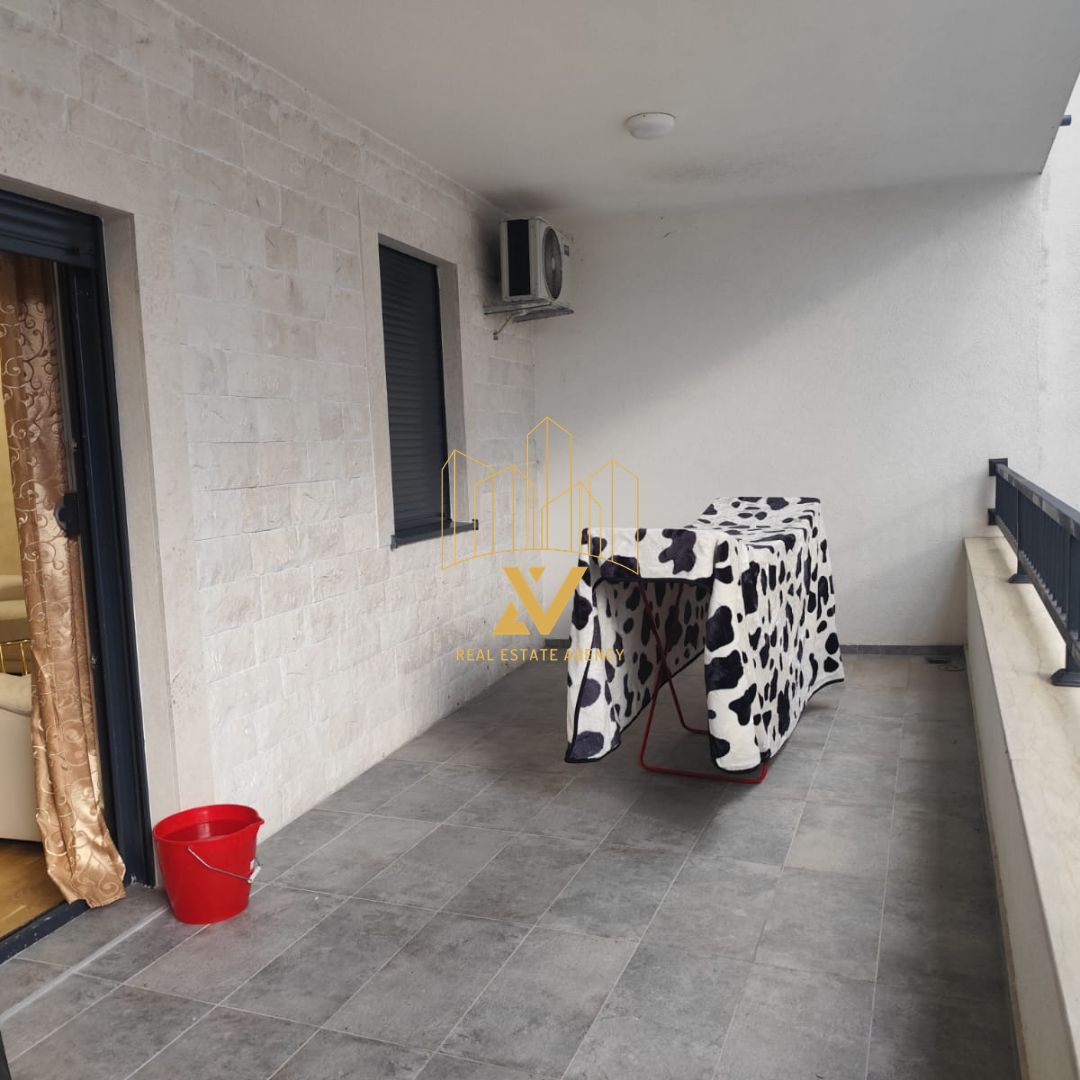 Dvosoban namješten stan 86m², Stara Varoš – Podgorica
